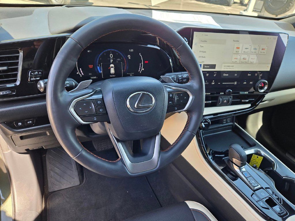 Used 2024 Lexus NX 350 AWD w/ Vision Package image 9