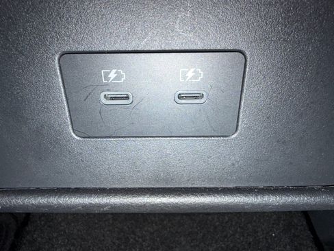 Used 2024 Nissan Rogue SV FWD image 31