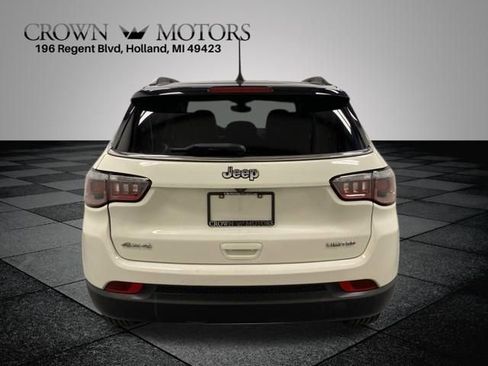 Used 2019 Jeep Compass Limited AWD/4WD image 5