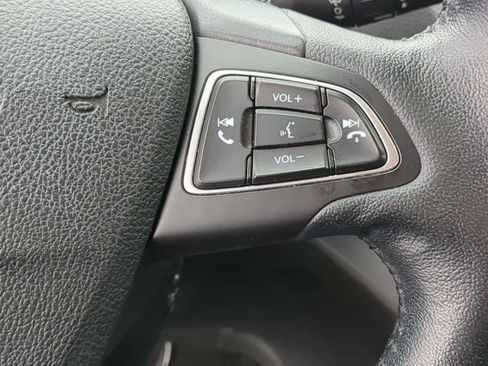 Used 2019 Ford Escape SEL image 27