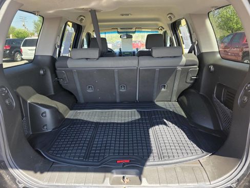 Used 2005 Nissan Xterra S w/ (P01) Power Pkg image 9