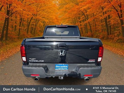 Used 2023 Honda Ridgeline Sport image 5
