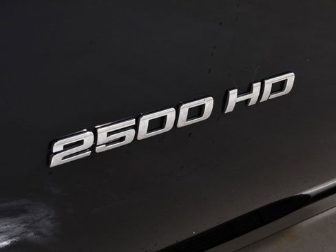 Used 2013 GMC Sierra 2500 SLT w/ SLT Convenience Package image 21