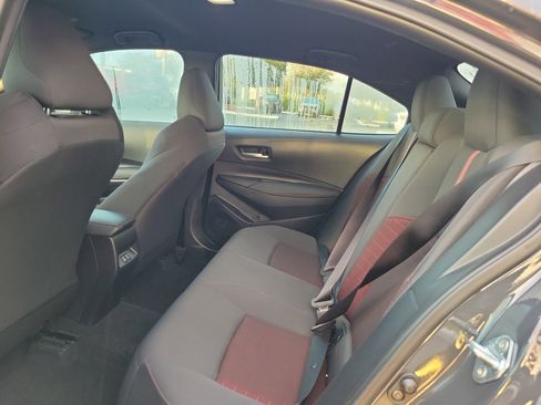 Used 2025 Toyota Corolla SE image 19