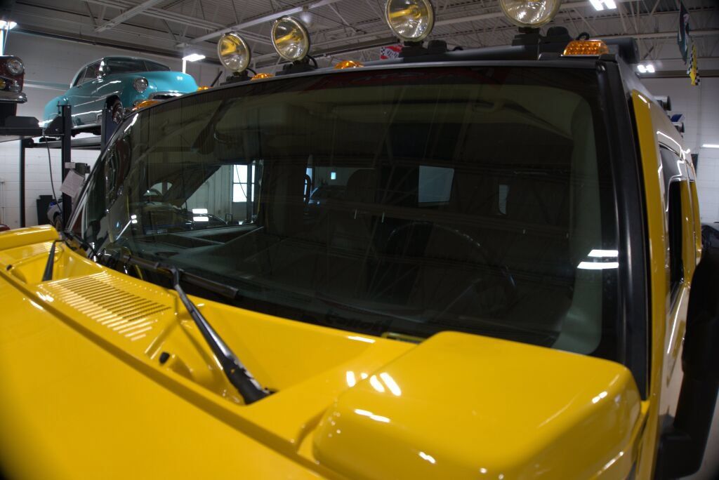 Used 2003 HUMMER H2 w/ Preferred Equipment Group AWD/4WD image 12