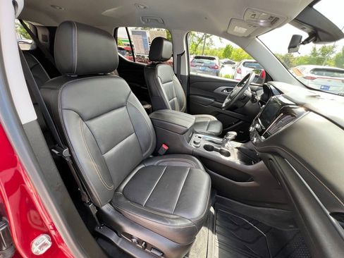 Used 2021 Chevrolet Traverse Premier AWD/4WD image 31