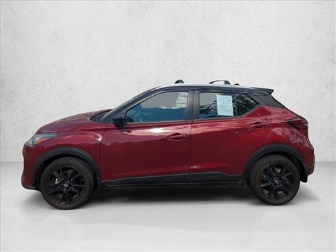 Used 2024 Nissan Kicks SV w/ Interior Electronics Package FWD image 8