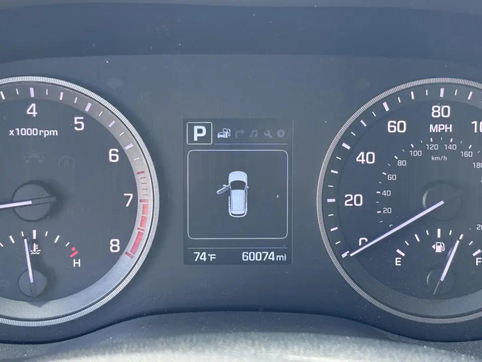 Used 2016 Hyundai Tucson Limited FWD image 25