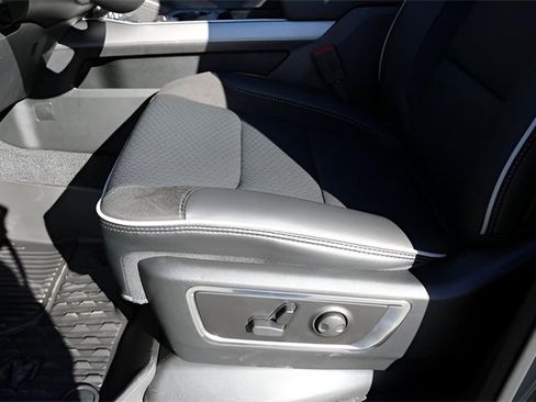 New 2026 RAM 1500 Laramie w/ Night Edition image 11