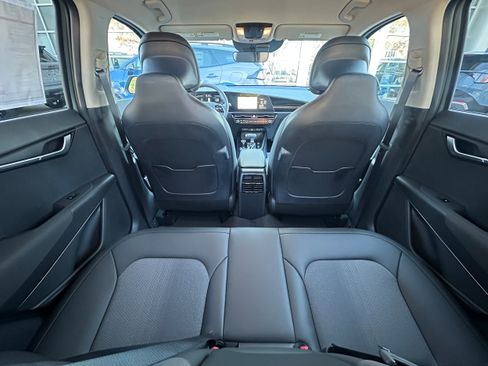 New 2026 Kia Niro EX image 12