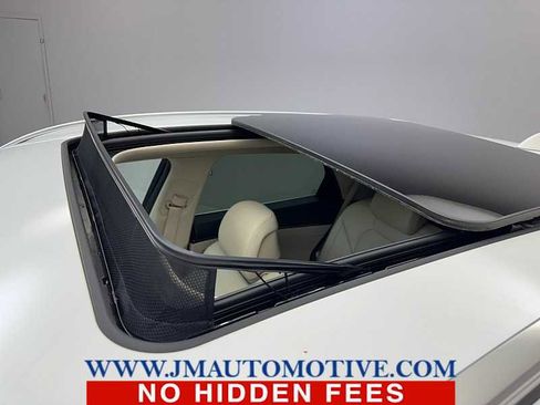 Used 2024 Genesis GV70 2.5T w/ Select Package image 11