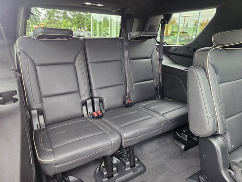 Used 2021 Chevrolet Tahoe Premier AWD/4WD image 13
