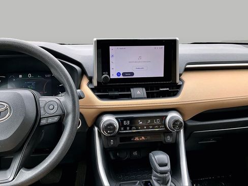 Used 2023 Toyota RAV4 XLE w/ Convenience Package FWD image 7