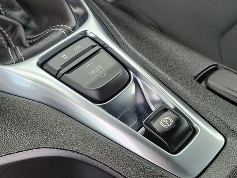 Used 2023 Chevrolet Camaro LT RWD image 27