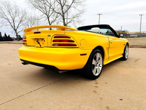 Used 1995 Ford Mustang GT image 32