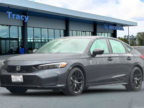 Certified 2025 Honda Civic Sport image 13