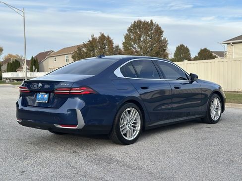 Certified 2024 BMW 530i xDrive w/ Premium Package image 7