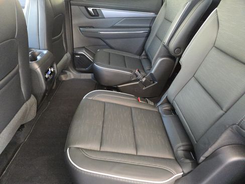 New 2026 Buick Enclave Sport Touring w/ Power Package FWD image 21