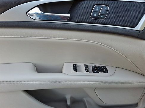 Used 2017 Lincoln MKZ Select w/ Select Plus Package image 13