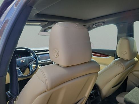 Used 2019 Cadillac XT5 Luxury FWD image 26