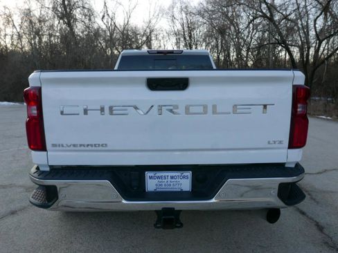 Used 2024 Chevrolet Silverado 3500 LTZ w/ LTZ Convenience Package AWD/4WD image 7