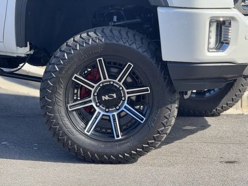 Used 2022 GMC Sierra 3500 Denali w/ Snow Plow Prep/Camper Package image 6