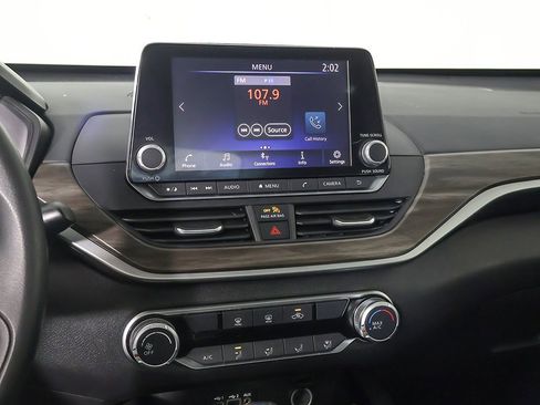 Used 2023 Nissan Altima 2.5 SV image 39