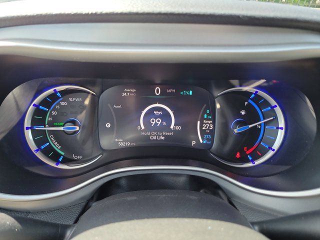 Used 2024 Chrysler Pacifica Limited FWD image 23