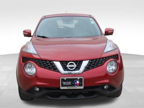 Used 2015 Nissan Juke SL image 2