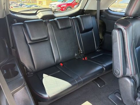 Used 2019 Toyota Highlander AWD V6 image 20