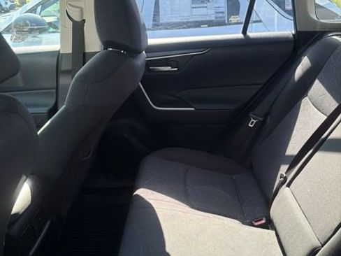 Used 2020 Toyota RAV4 XLE w/ Convenience Package AWD/4WD image 10