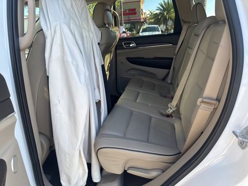 Used 2020 Jeep Grand Cherokee Summit w/ Platinum Series Group image 12