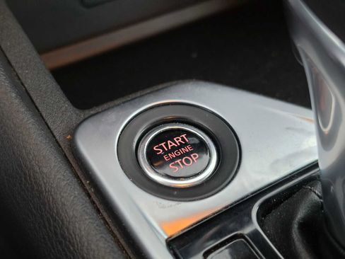 Used 2021 Nissan Sentra SV FWD image 31