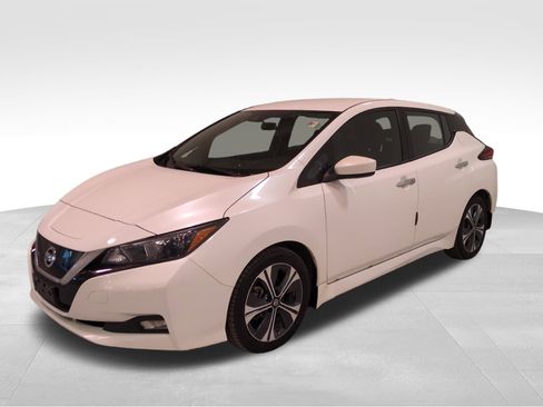 Used 2022 Nissan Leaf SV image 8