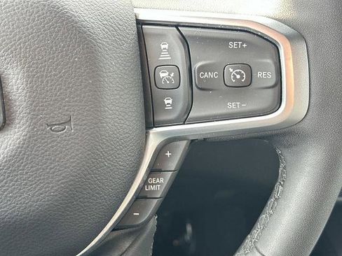 Used 2025 RAM 1500 Big Horn AWD/4WD image 24