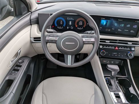 Certified 2026 Hyundai Tucson SEL FWD image 17