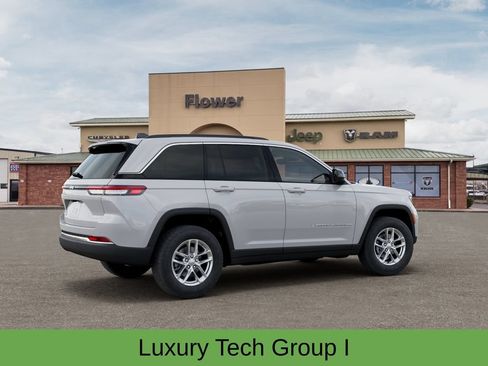 New 2025 Jeep Grand Cherokee Laredo X w/ Luxury Tech Group I AWD/4WD image 6