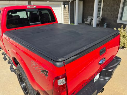 Used 2015 Ford F250 Lariat w/ Lariat Ultimate Package image 40