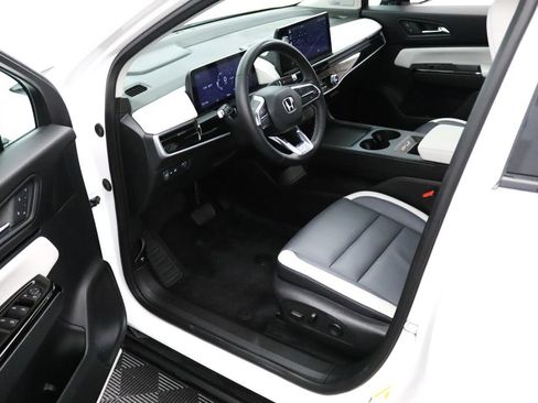 Used 2025 Honda Prologue Touring image 15