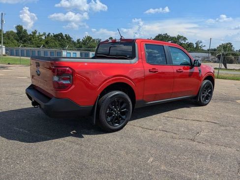 Used 2024 Ford Maverick Lariat w/ Black Appearance Package FWD image 4