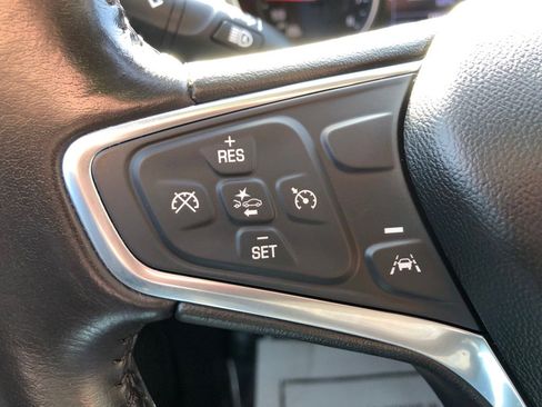 Used 2022 Chevrolet Equinox LT w/ Driver Convenience Package image 31