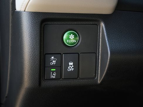 Used 2021 Honda HR-V EX-L image 39