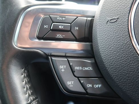 Used 2020 Ford Mustang GT Premium w/ Equipment Group 401A RWD image 31