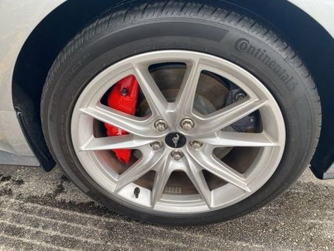 Used 2024 Ford Mustang GT Premium image 6