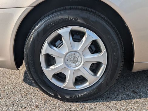 Used 2004 Toyota Avalon XL w/ Option Pkg 1 FWD image 27
