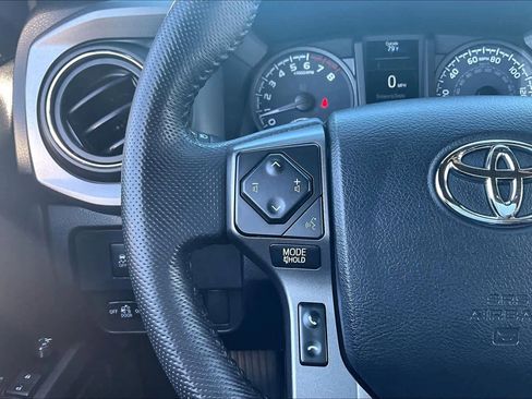 Used 2023 Toyota Tacoma TRD Off-Road w/ Technology Package AWD/4WD image 24