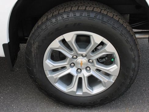 New 2025 Chevrolet Silverado 1500 LTZ image 22