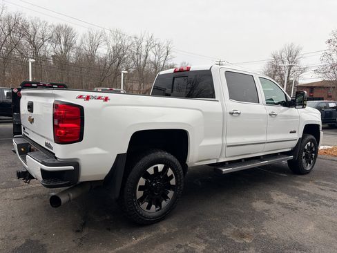 Used 2015 Chevrolet Silverado 2500 High Country image 7
