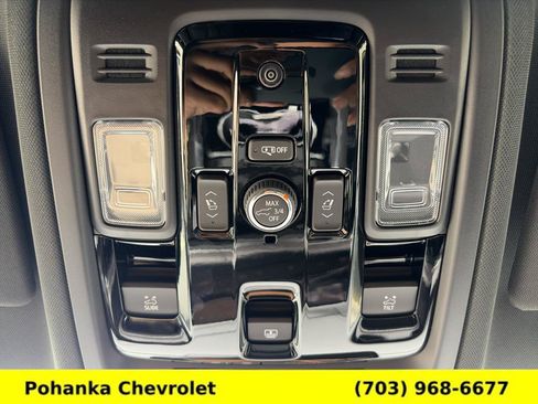 New 2026 Chevrolet Suburban Z71 w/ Comfort Package AWD/4WD image 18