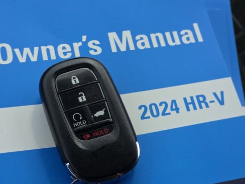 Used 2024 Honda HR-V Sport image 27